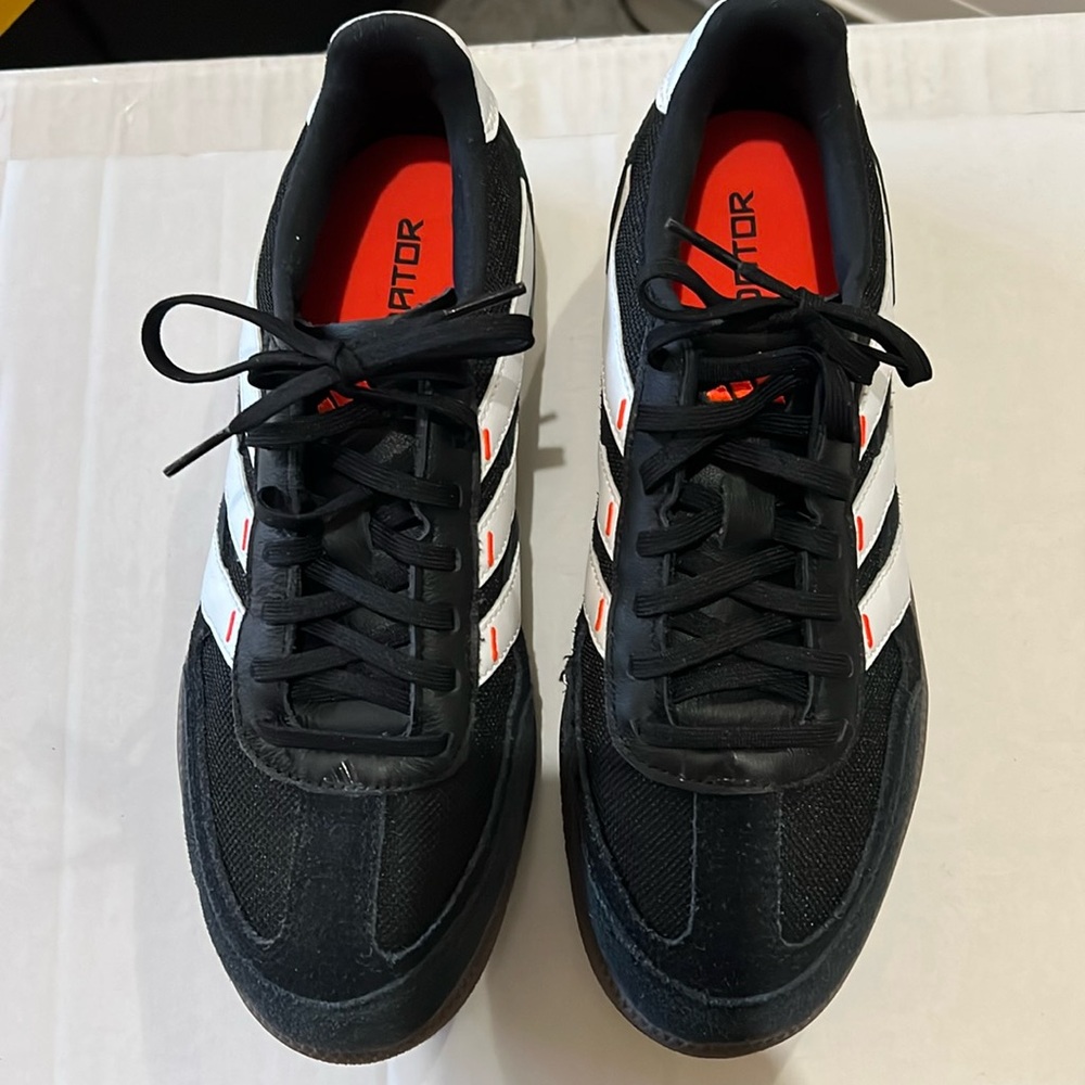 NWOT box: men’s Adidas Predator 8.5